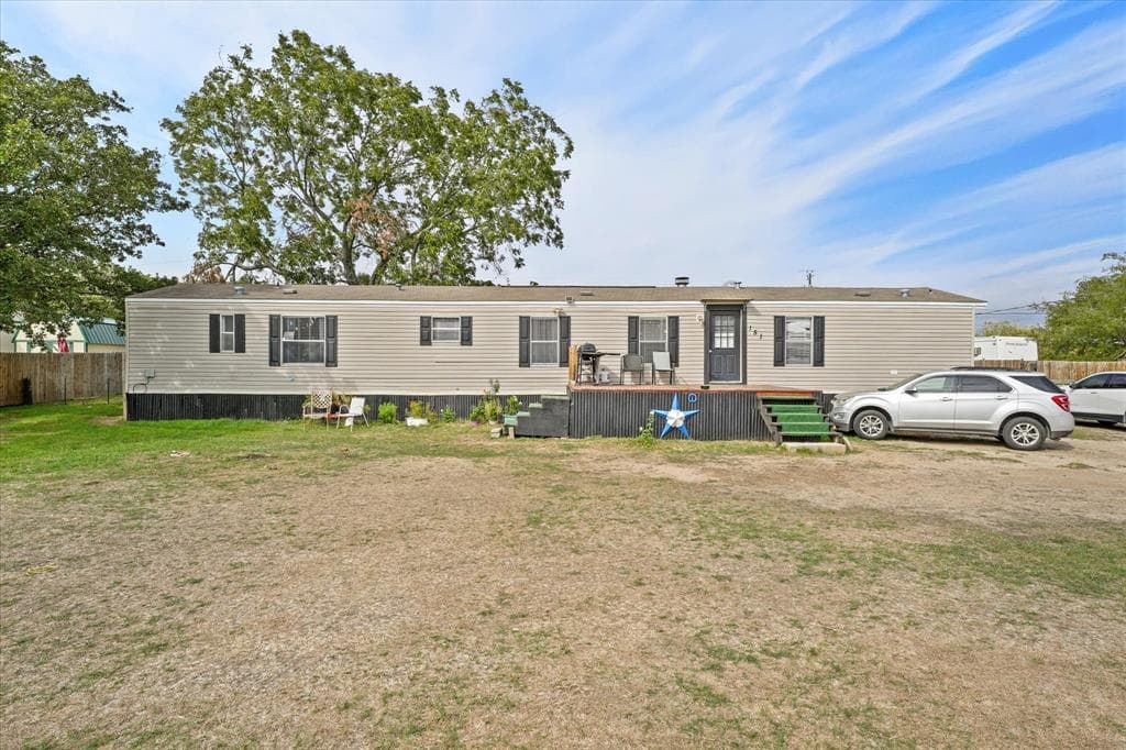 151 Overland Trl