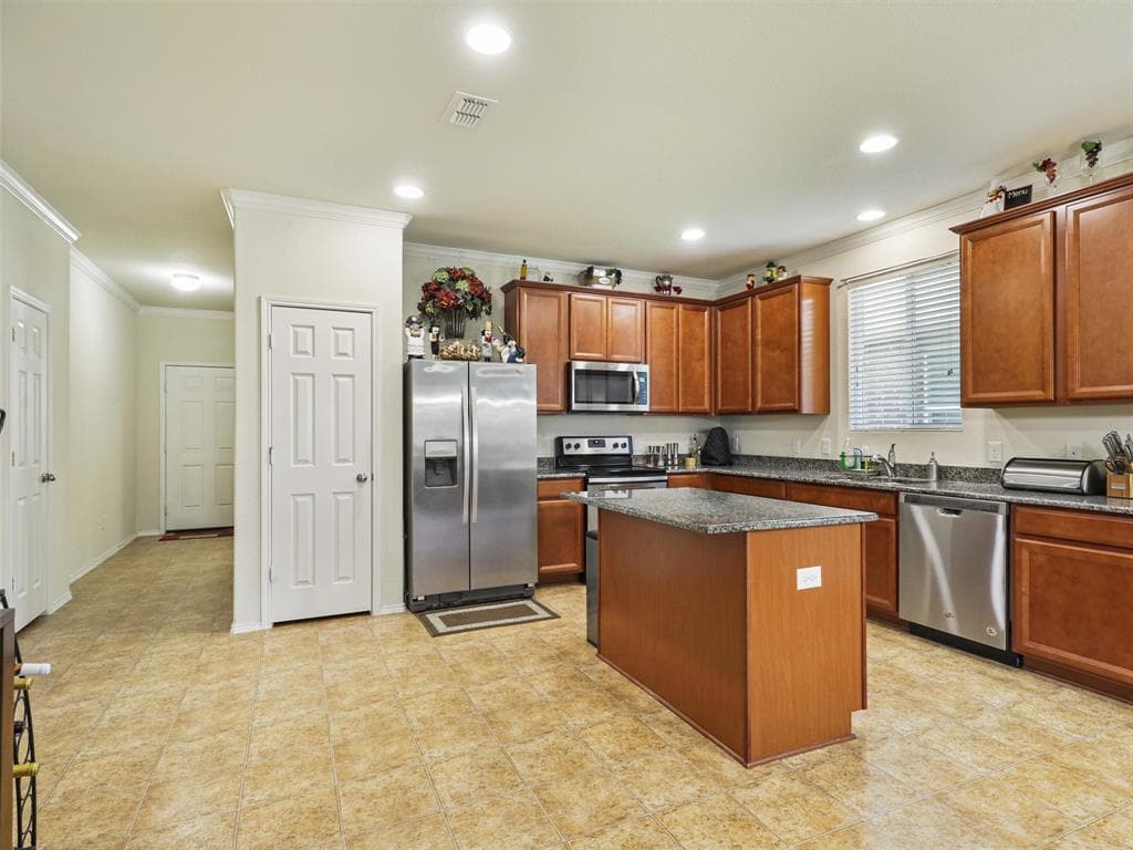 3029 Montserrat Creek Dr