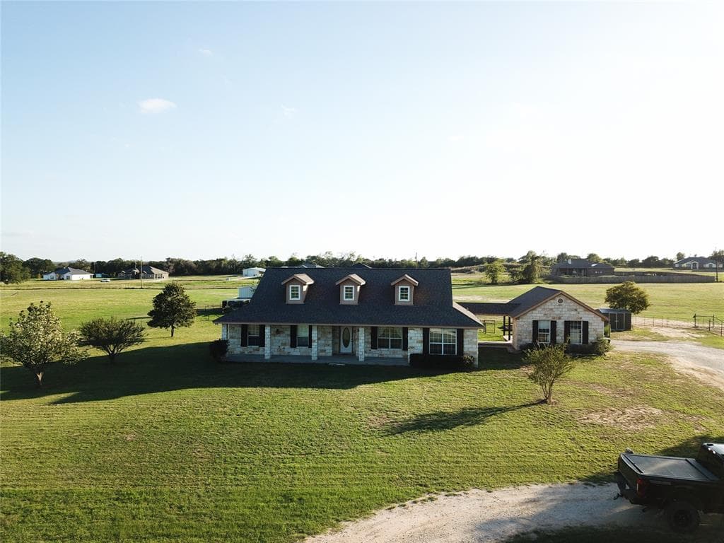 1635 Moccasin Bend Rd