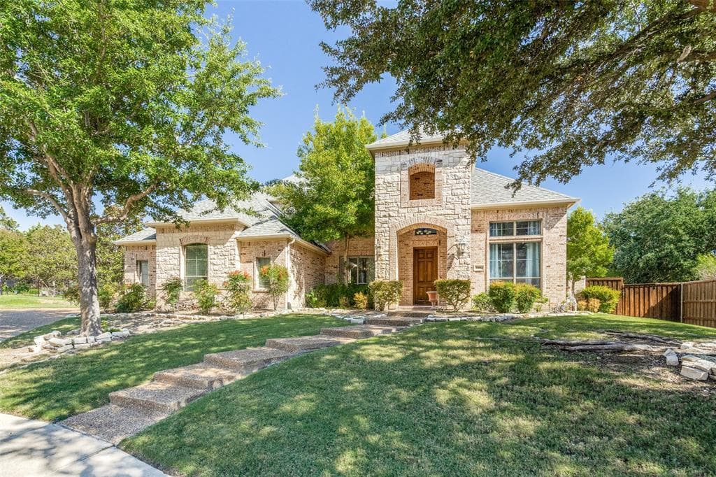 3904 Lazy Maple Dr
