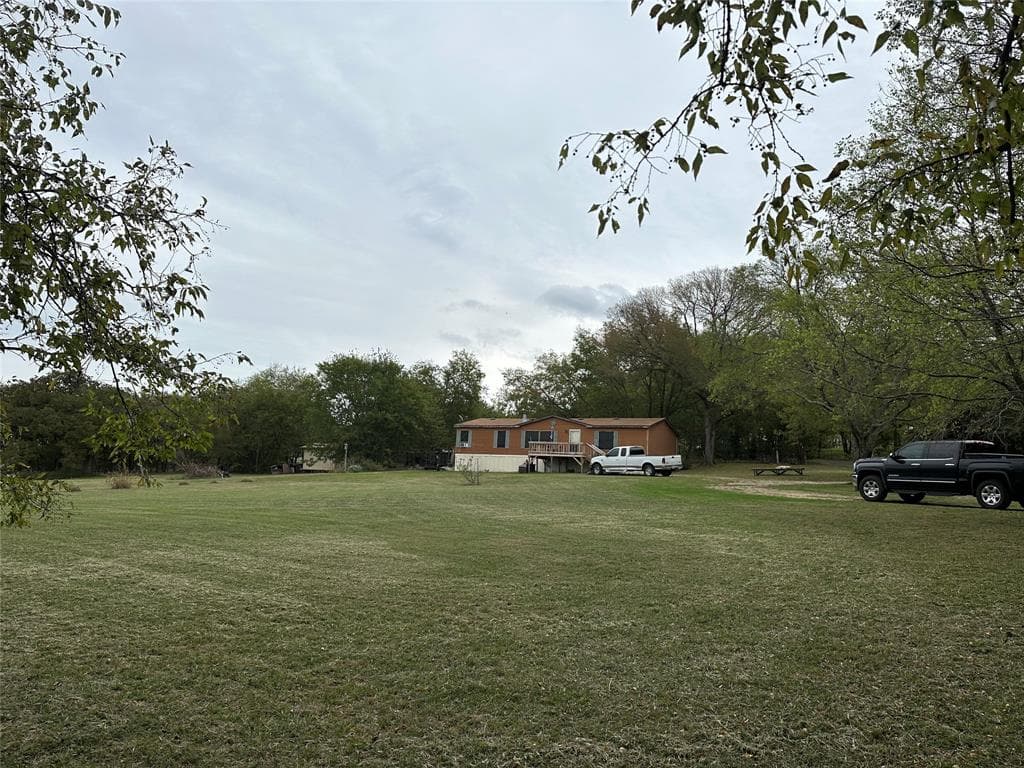 226 County Road 3701