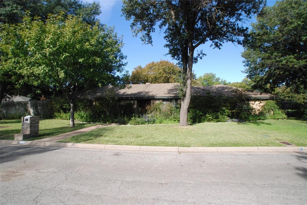 3800 Hickory Springs Rd