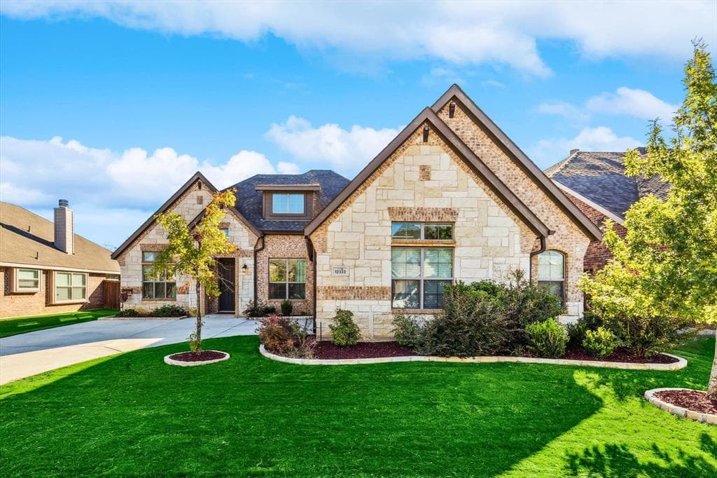 12333 Cedar Knoll Dr