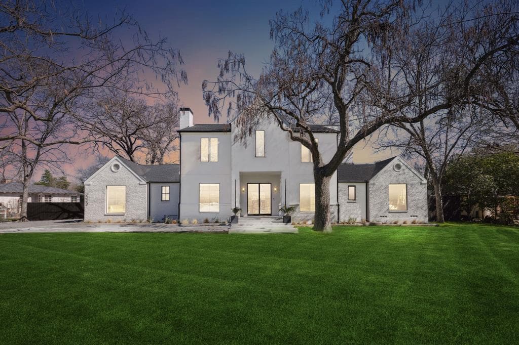 9534 Alta Mira Dr