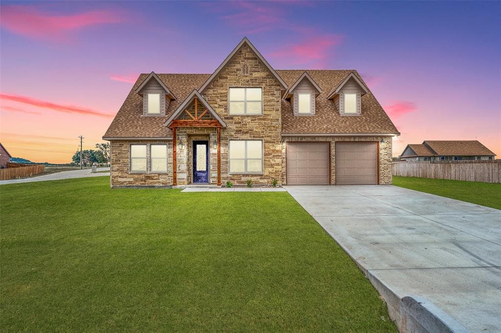1080 Samantha Dr