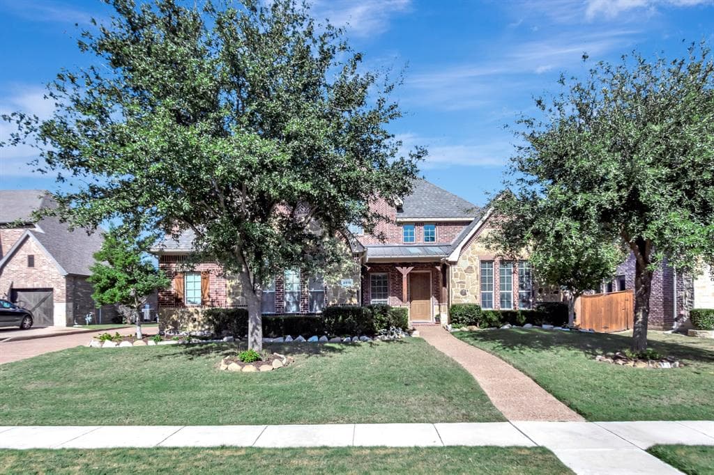 2515 Strathfield Ln