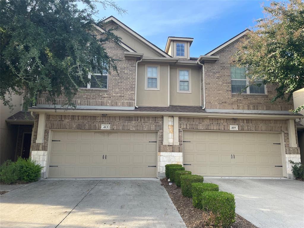 413 Metropolitan Dr