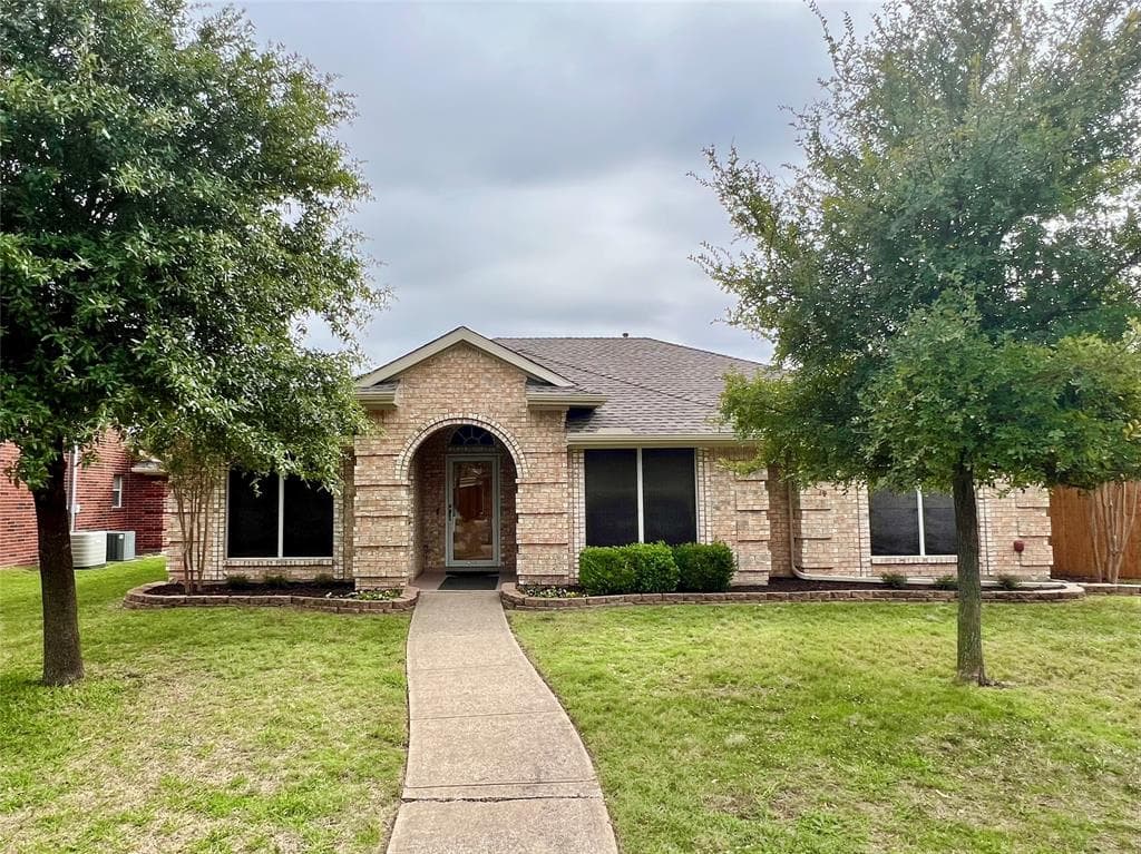 2600 Buck Dr