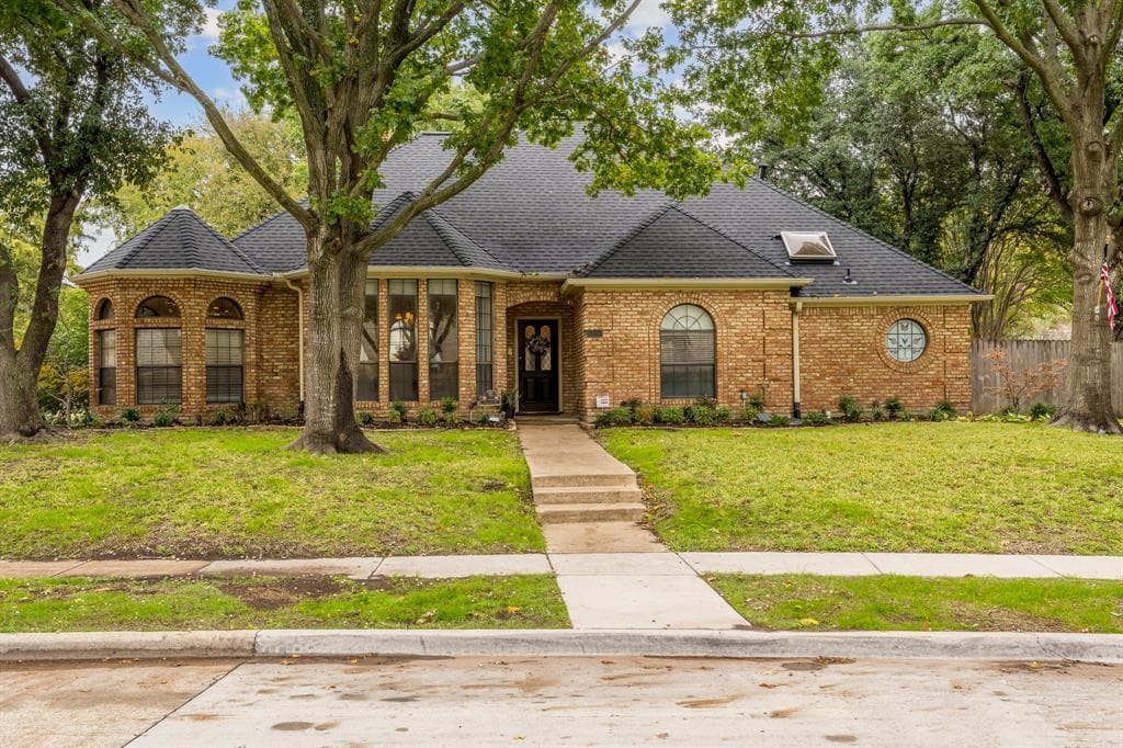1434 O Shannon Ln