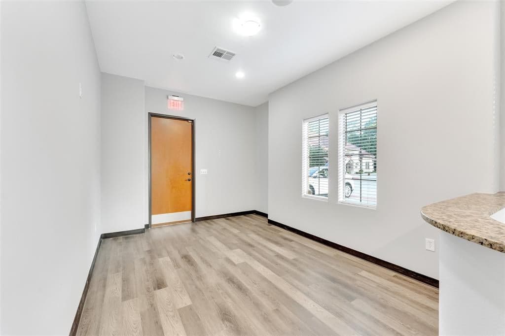 Gallery image 3