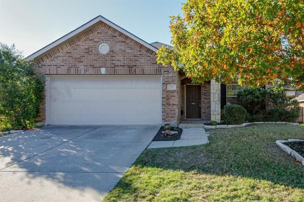 525 Azalea Dr
