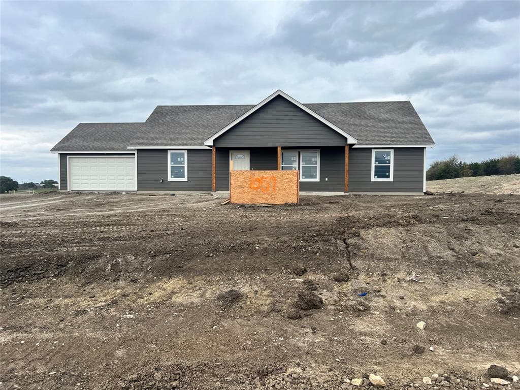 1057 Neal Rd