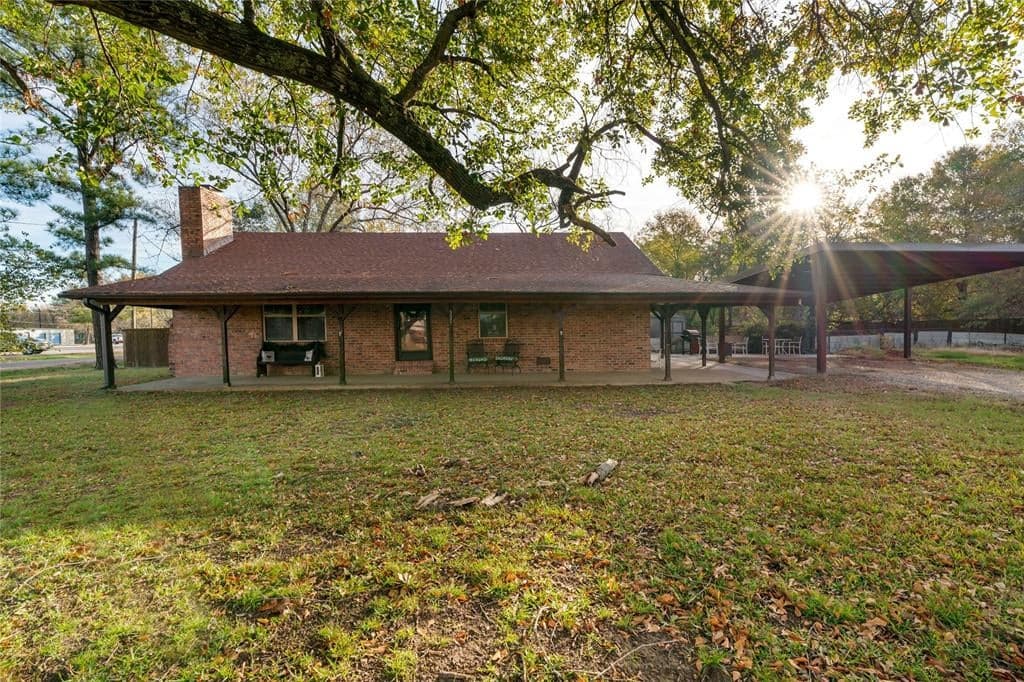 325 High St