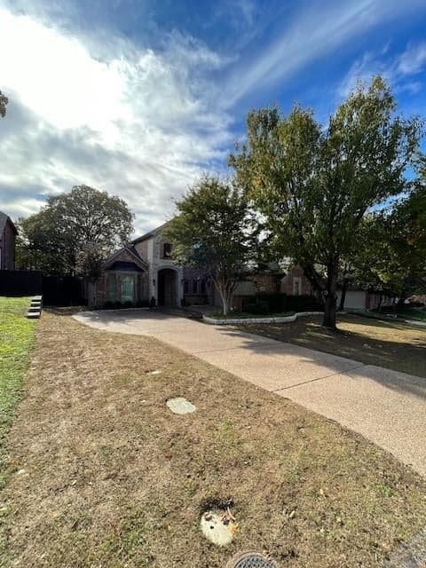 3405 Brighton Ct