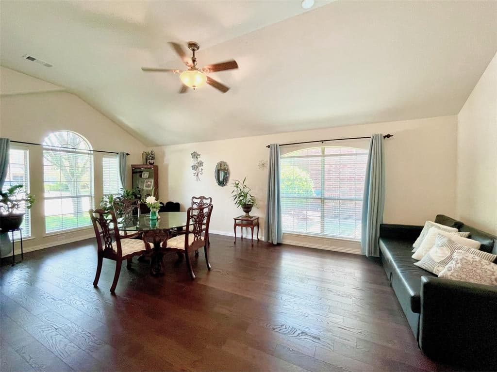 Gallery image 3