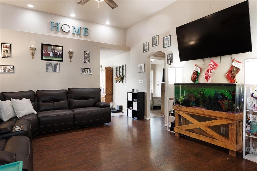Gallery image 2