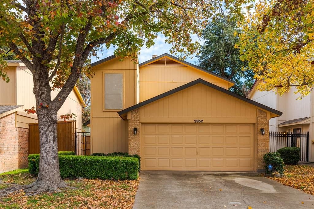 2932 Canis Cir