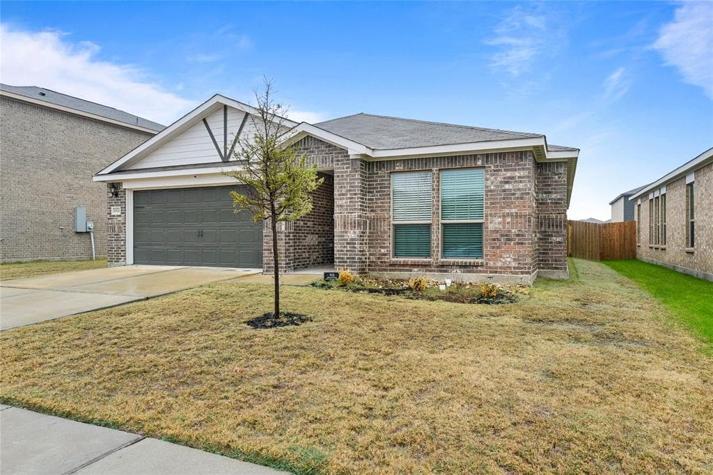 1926 Madison Dr