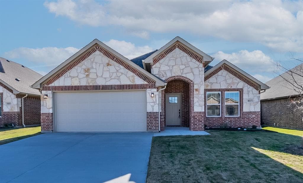 807 Ransom Way