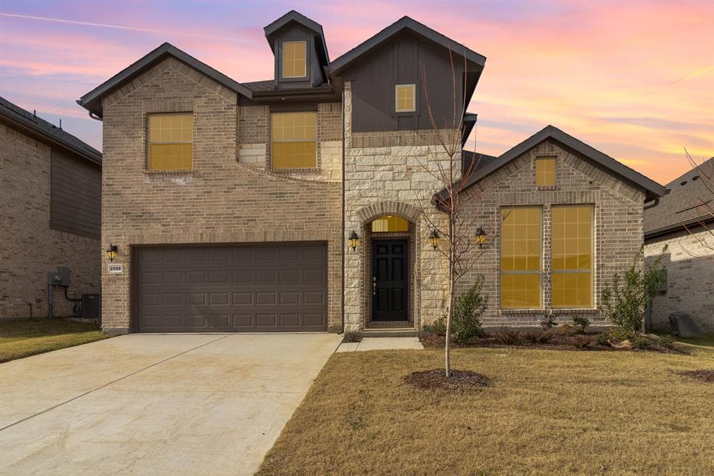 2508 Donella Dr