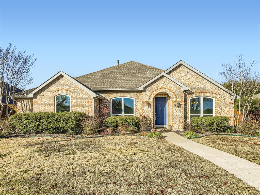 7805 Yorktown Dr