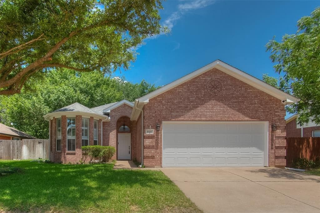 3121 Watercress Cir