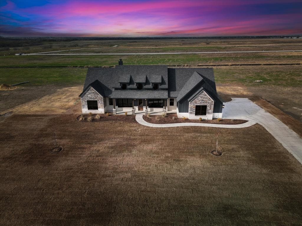 240 Ozro Rd
