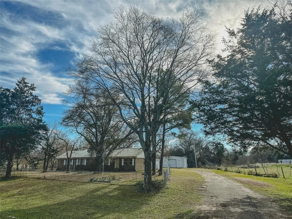 3871 W Us Highway 69
