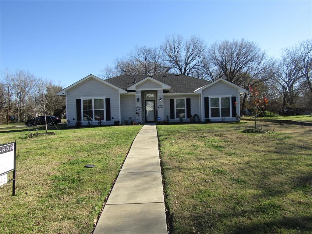 1111 G W Jackson Ave