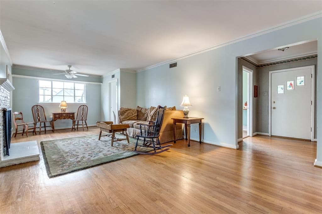 4104 Brunswick Dr