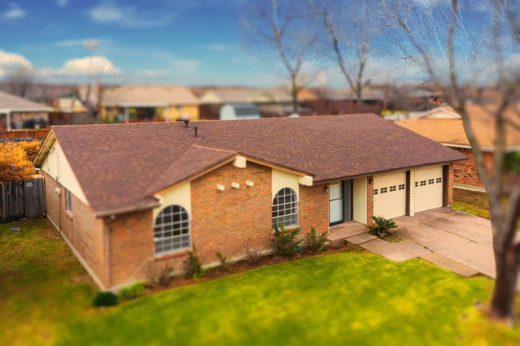 2616 Candleberry Dr