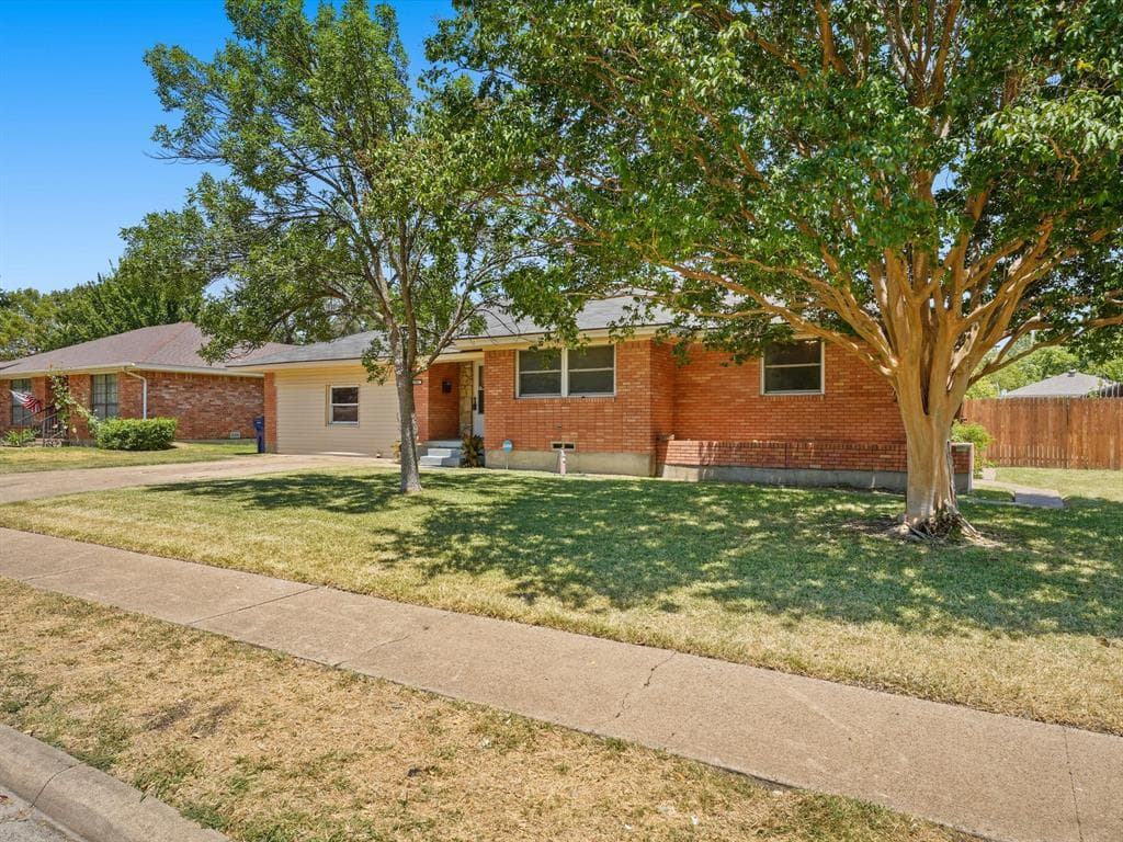 1800 Morningside Dr