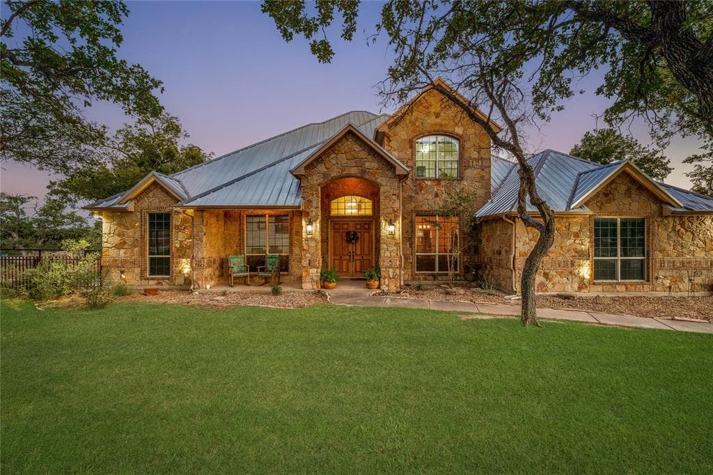 137 Silver Saddle Cir