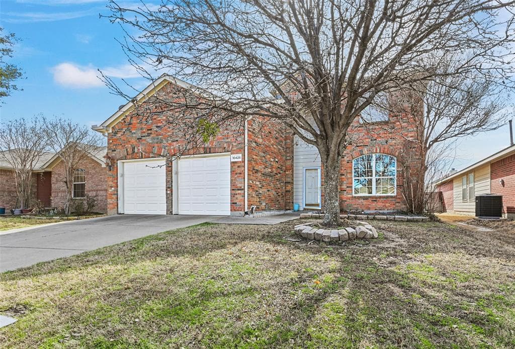 10428 Lake Ter