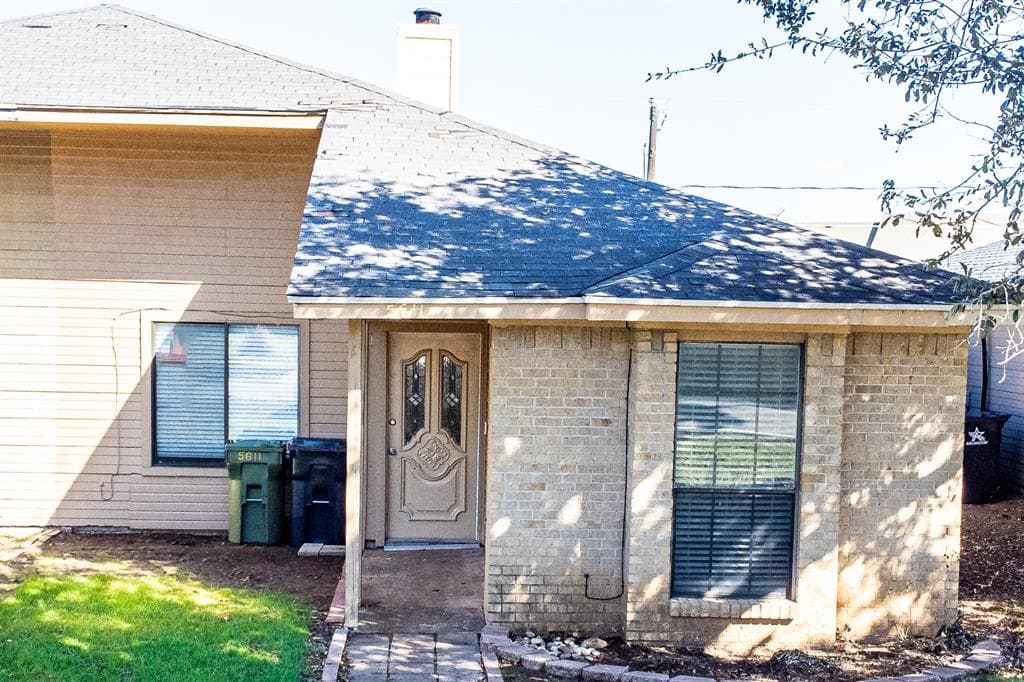 5611 Mansfield Rd