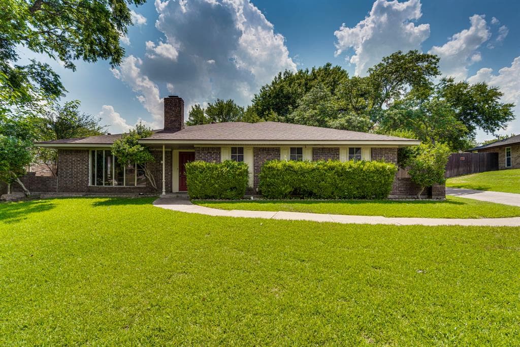 134 Crest Brook Dr