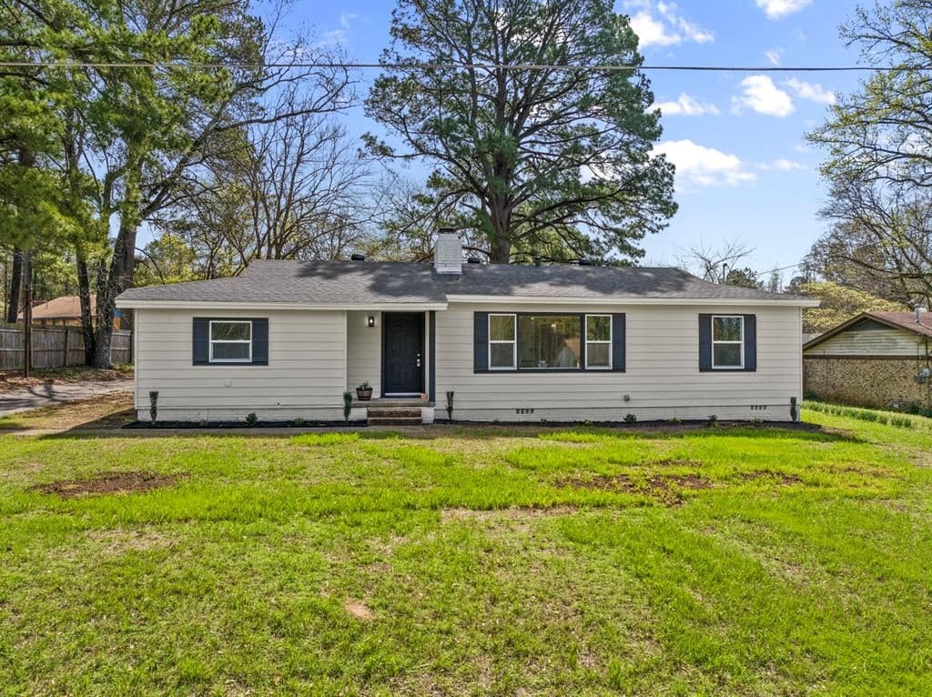 1107 Glenn St