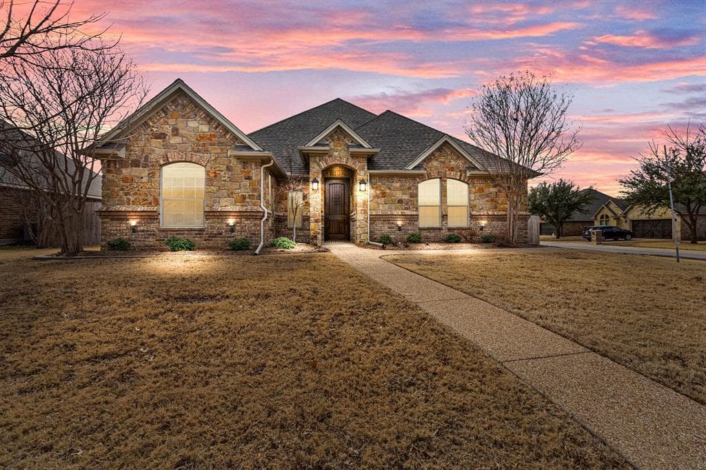 137 Muirfield Dr