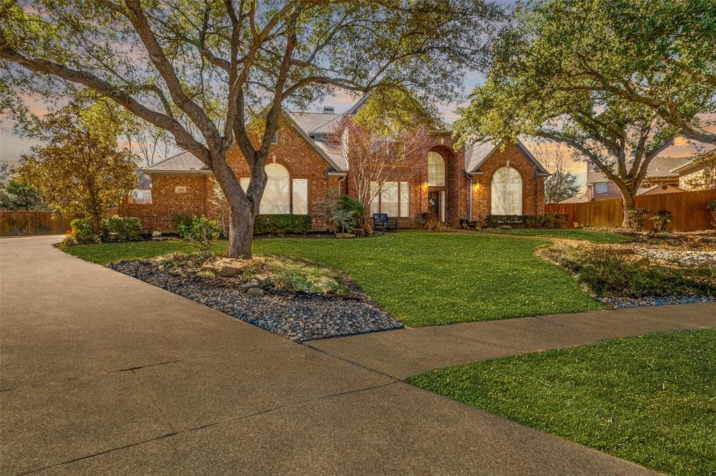 1402 Chelsea Cir