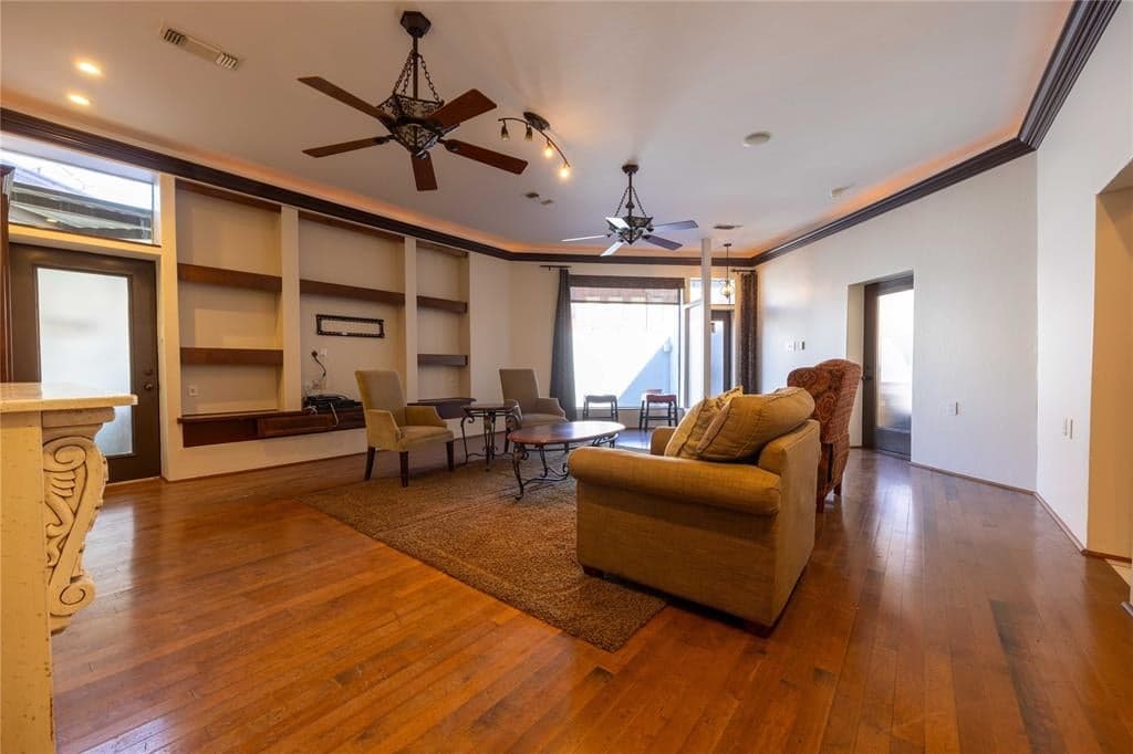 Gallery image 3