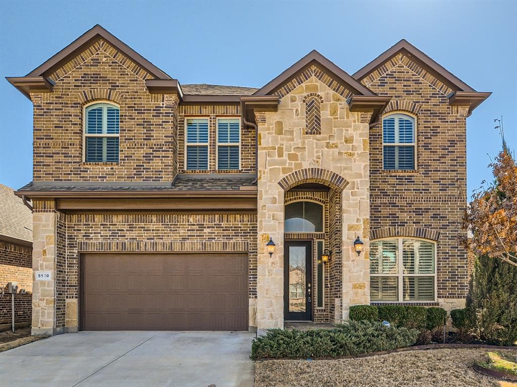 5120 Dominica Ln