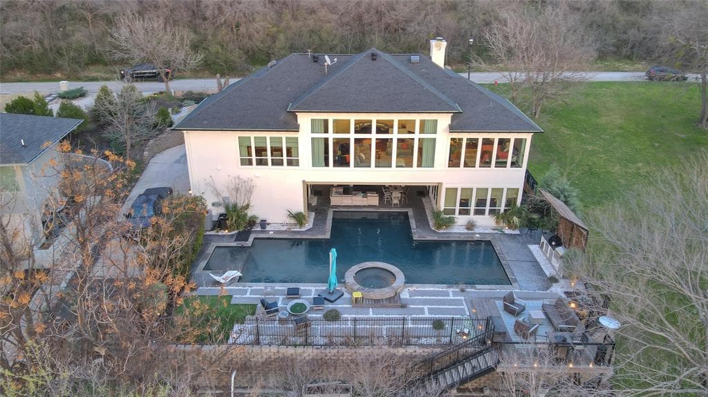 1724 Inspiration Ln