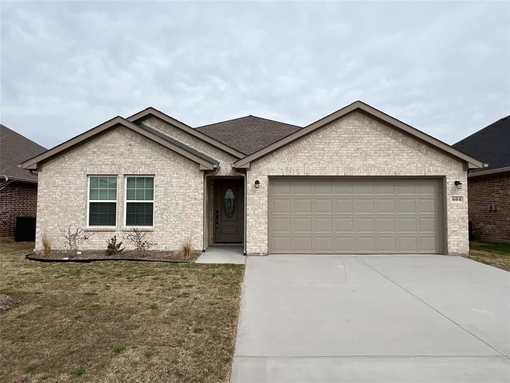 604 Hardaway Dr