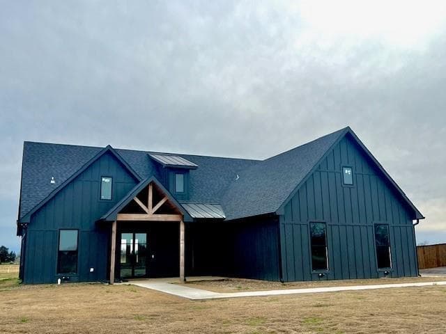 6534 Old Clarksville Rd