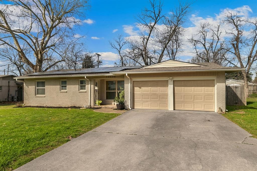 13609 Pyramid Dr