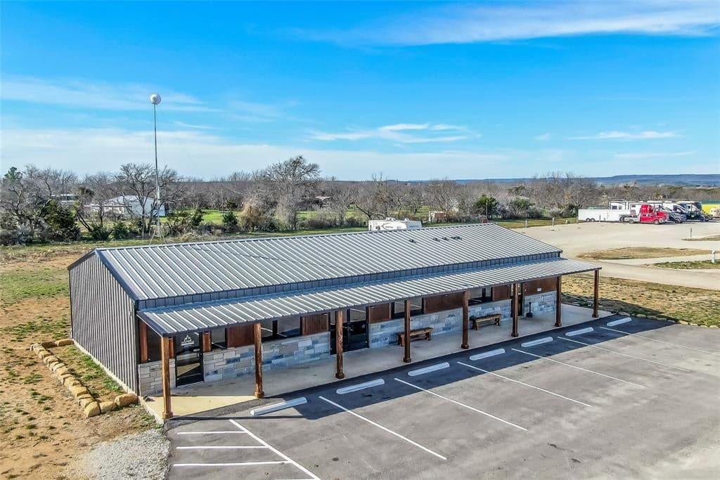 1185 Highway 337