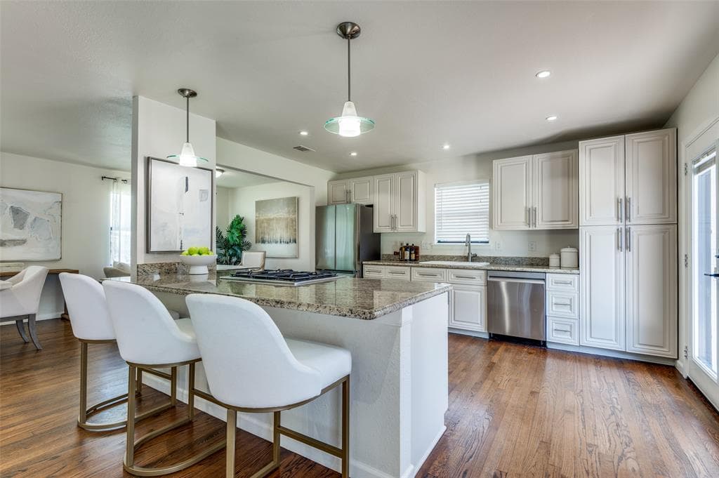6746 Santa Anita Dr