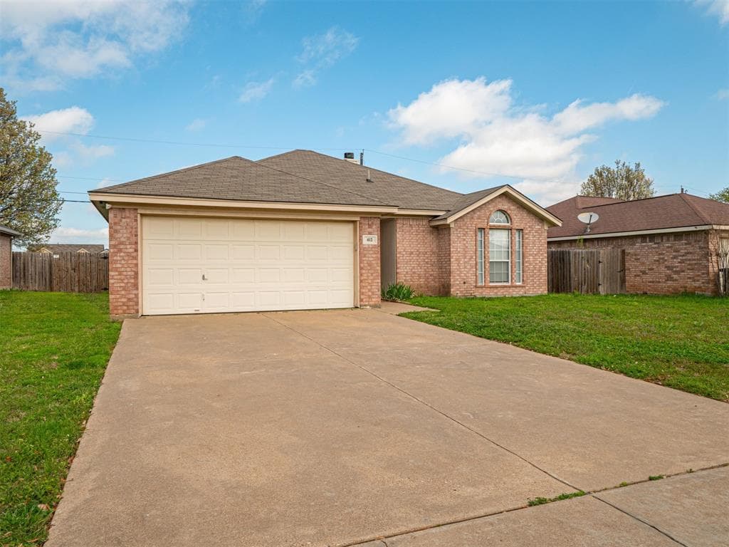 412 Preston Dr