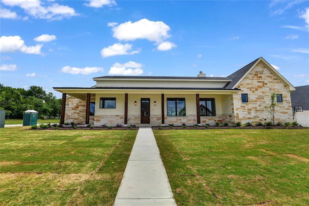 1348 Crown Valley Dr