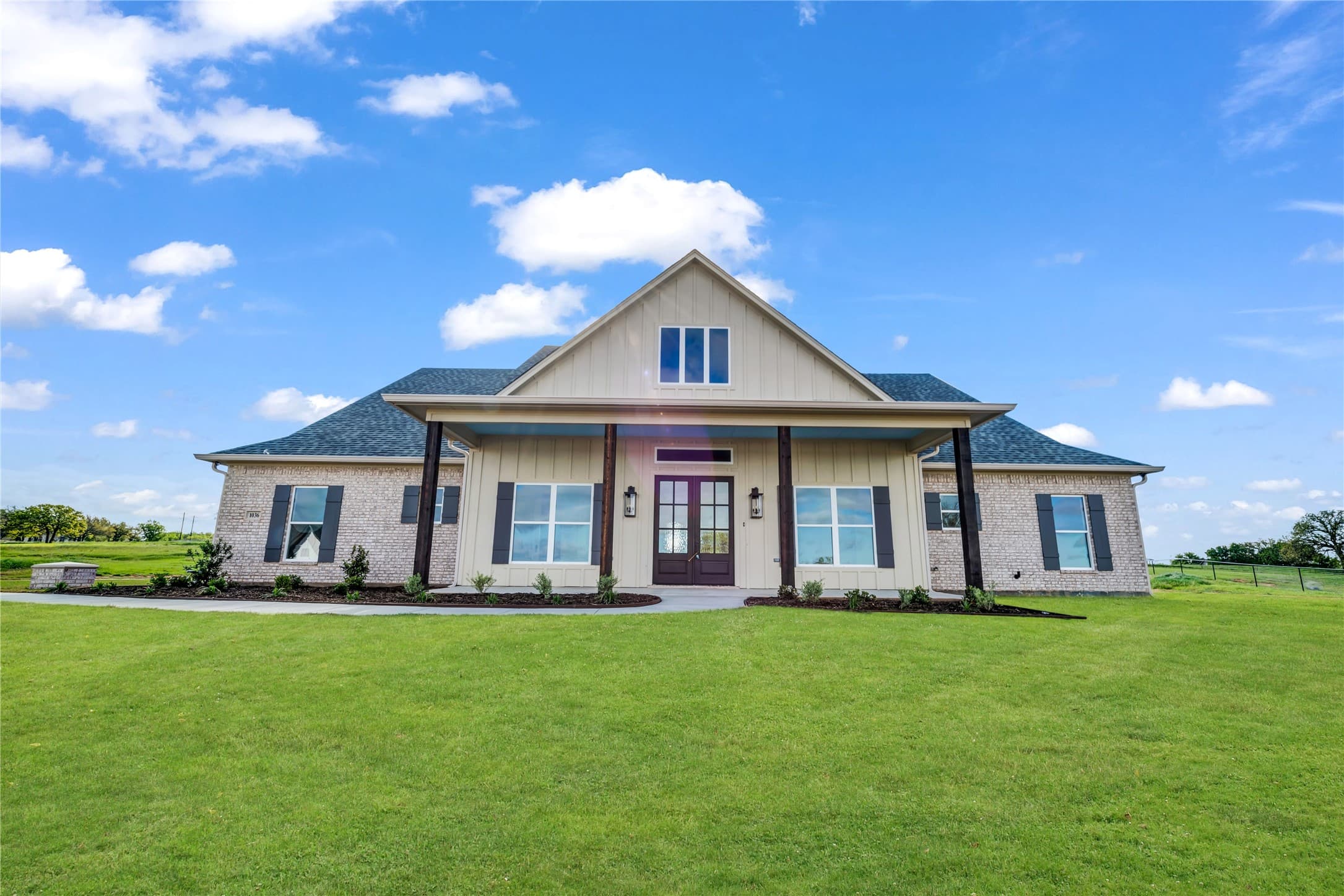 1036 Bluebonnet Rdg